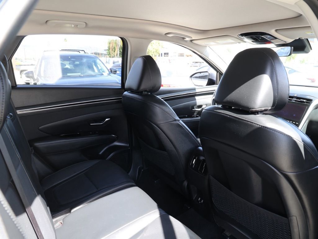 Used 2024 Hyundai Tucson Limited image 17
