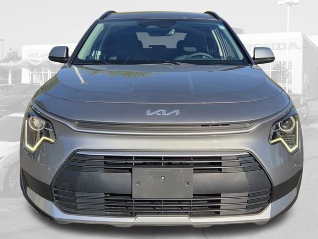 Used 2025 Kia Niro LX image 6