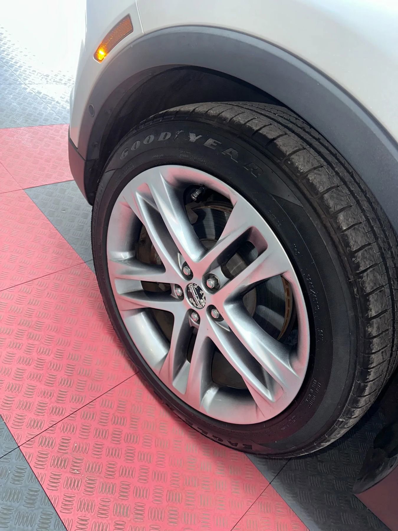 Used 2015 Lincoln MKC AWD w/ Equipment Group 102A Reserve image 39