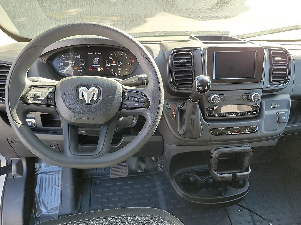 New 2024 RAM ProMaster 3500 w/ Convenience Group FWD image 3