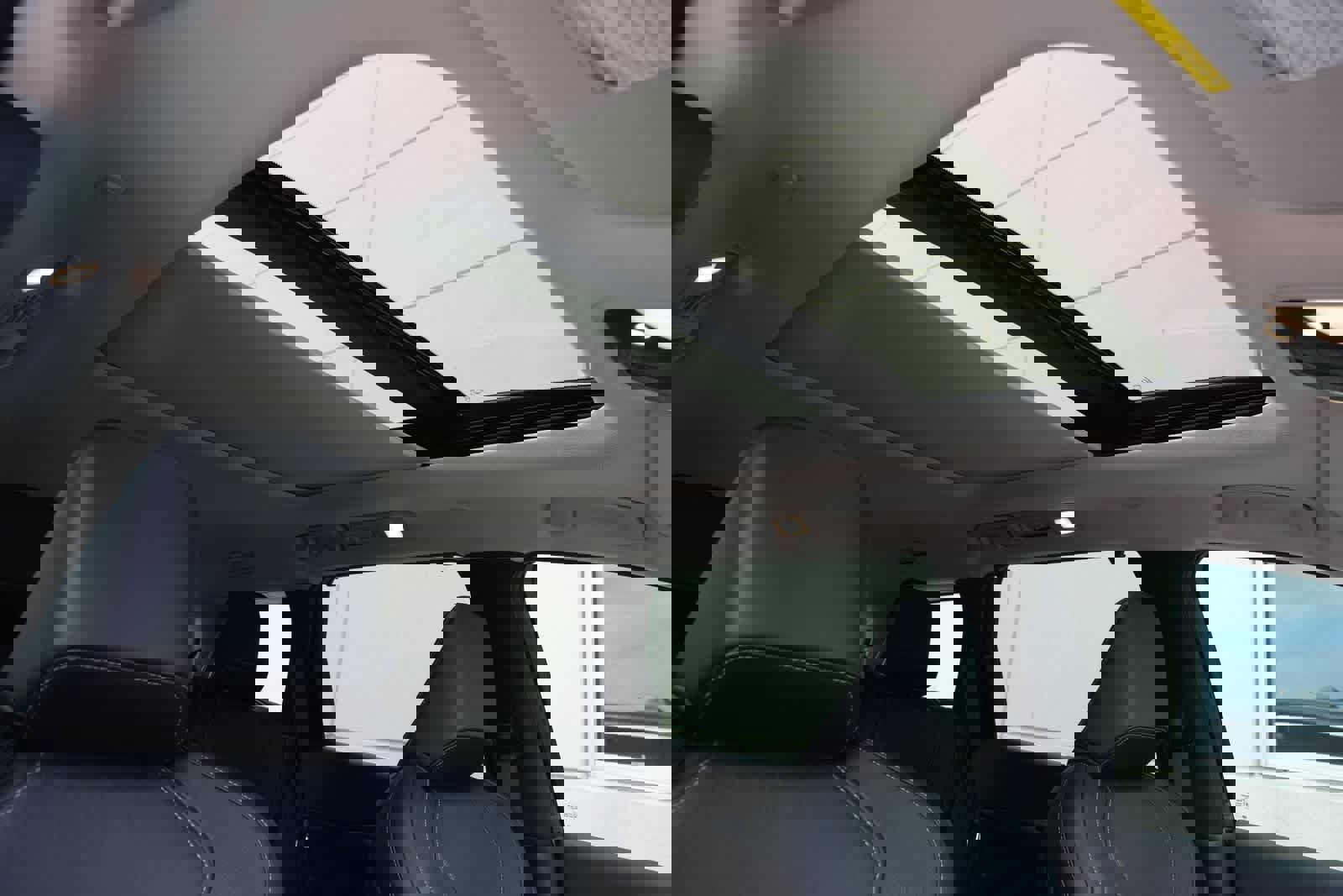 Certified 2025 INFINITI QX60 Sensory image 24