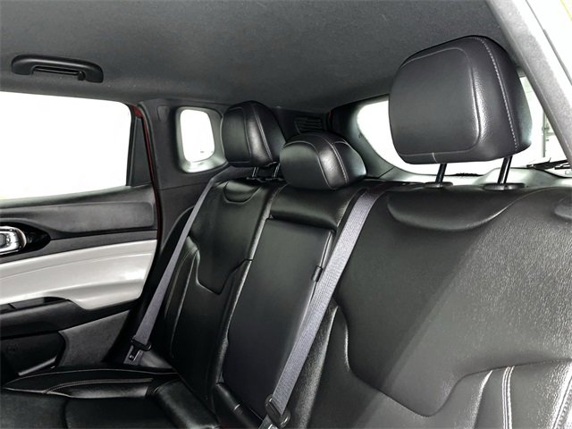 Used 2024 Jeep Compass Limited image 16