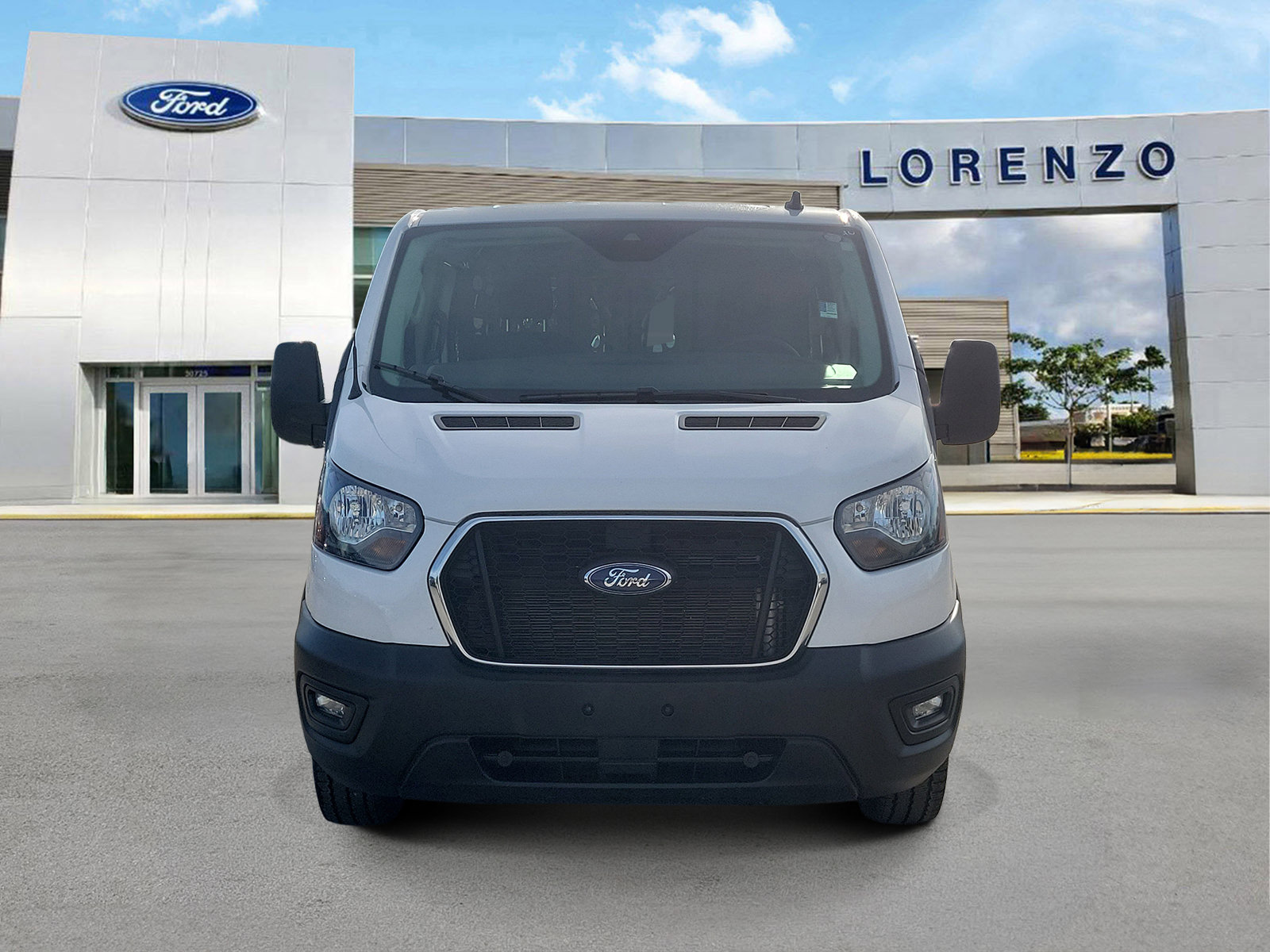 Used 2025 Ford Transit 250 Low Roof w/ Exterior Upgrade Package RWD image 2