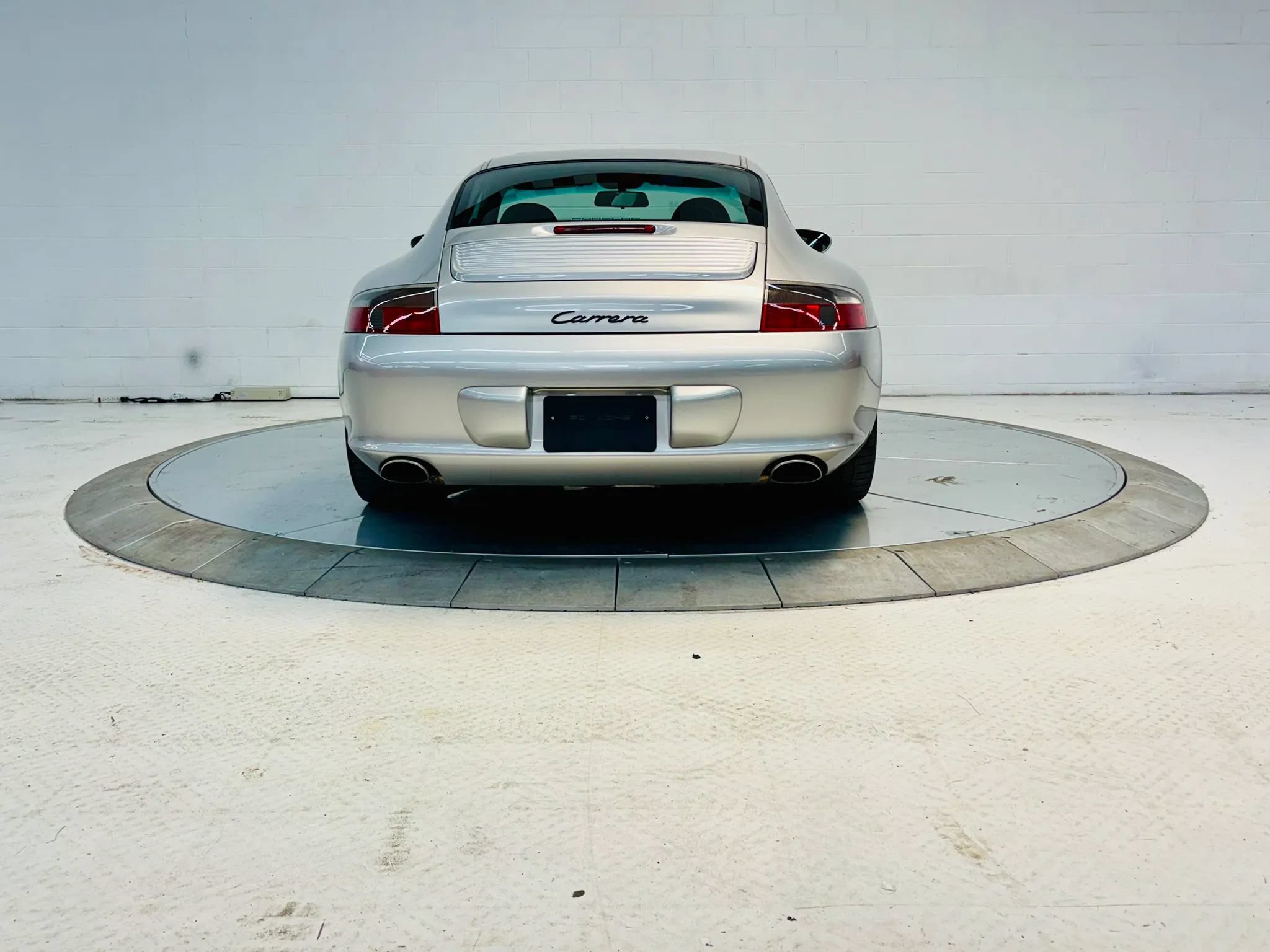 Used 2002 Porsche 911 GT3 RS image 26