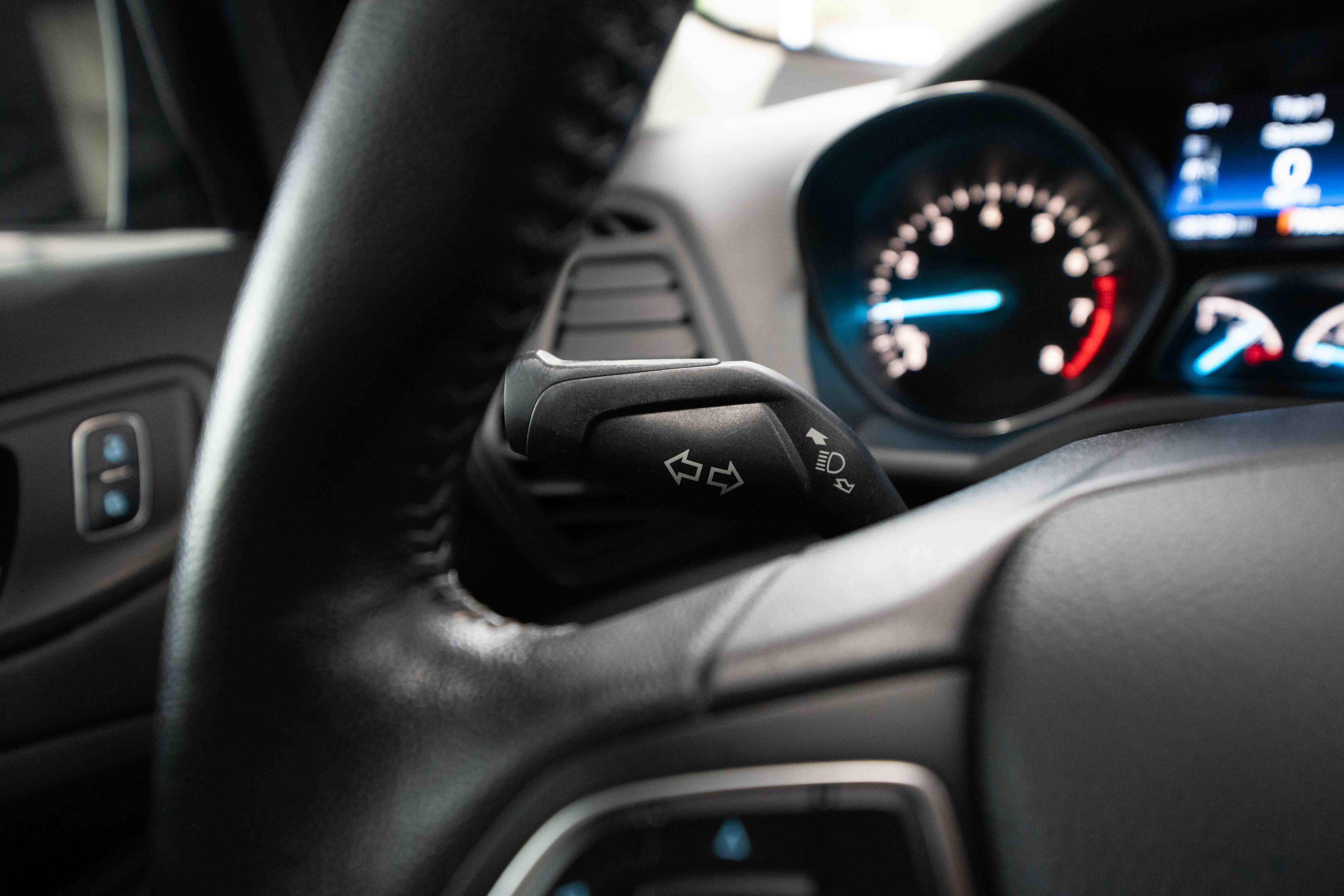 Used 2019 Ford Escape SE AWD/4WD image 13