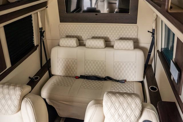 Used 2023 Mercedes-Benz Sprinter 3500 image 19