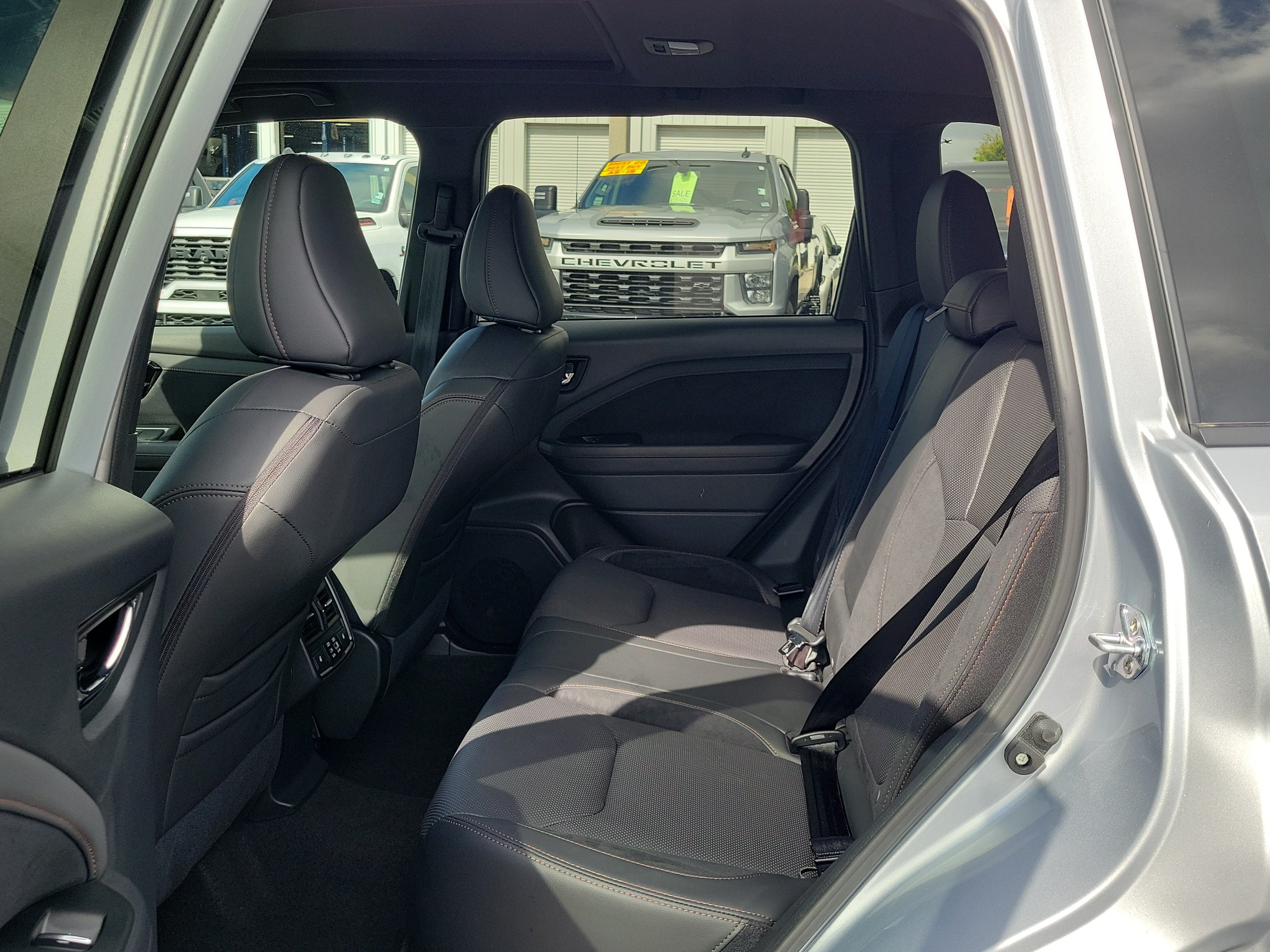 Used 2025 Subaru Forester Touring w/ Popular Package - Touring AWD/4WD image 14