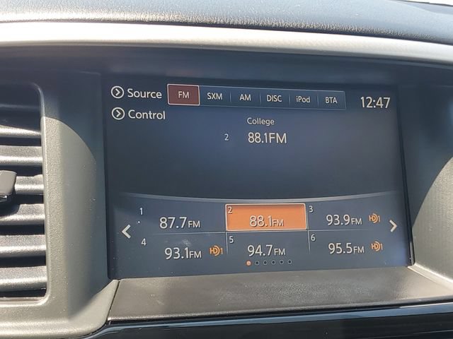 Used 2018 Nissan Pathfinder SV w/ SV Tech Package AWD/4WD image 25