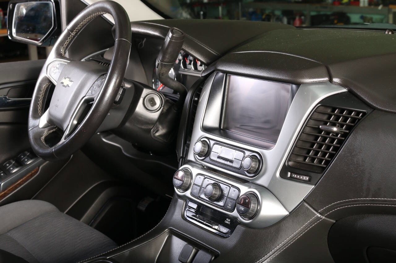 Used 2020 Chevrolet Tahoe LS AWD/4WD image 28