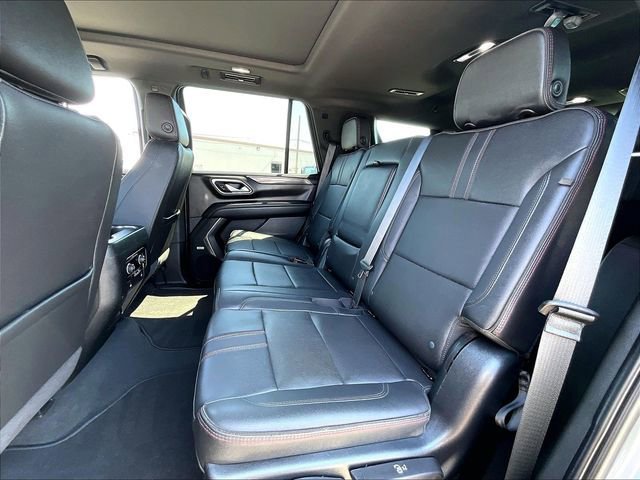 Used 2022 Chevrolet Tahoe RST w/ Sport Performance Package AWD/4WD image 15