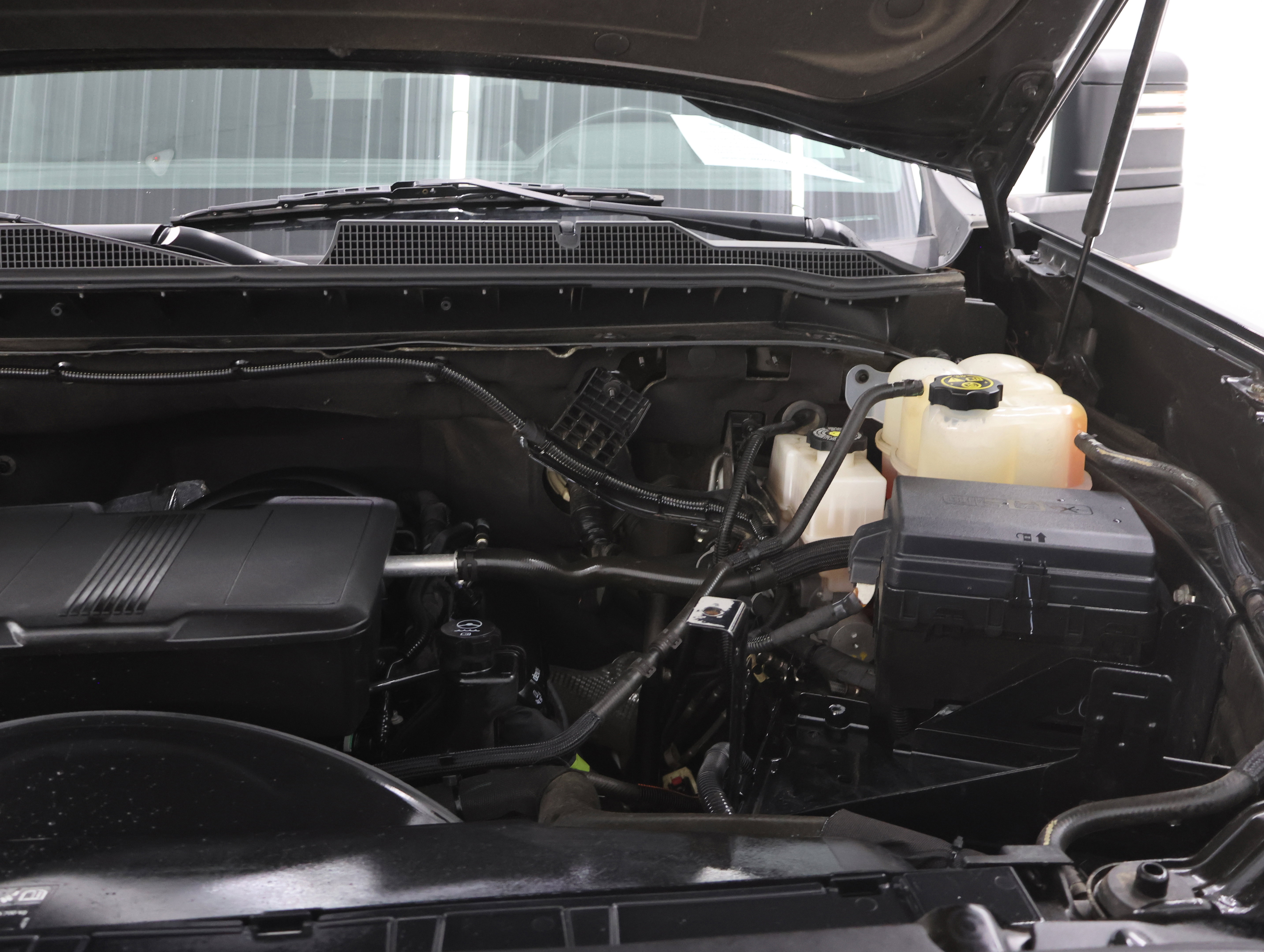 Used 2024 Chevrolet Silverado 2500 LT image 17