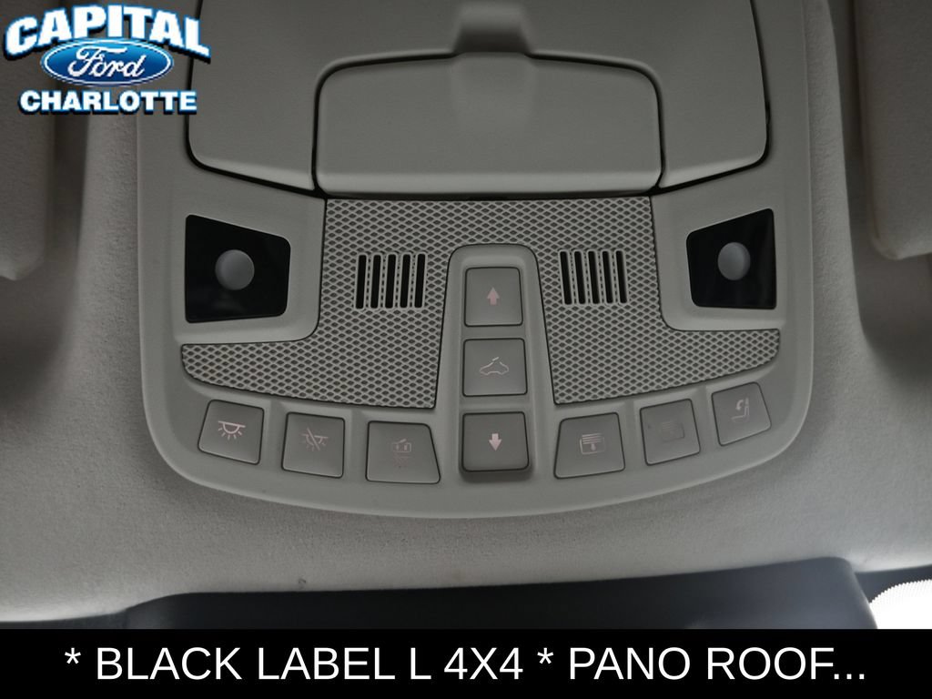 Used 2023 Lincoln Navigator L Black Label AWD/4WD image 19