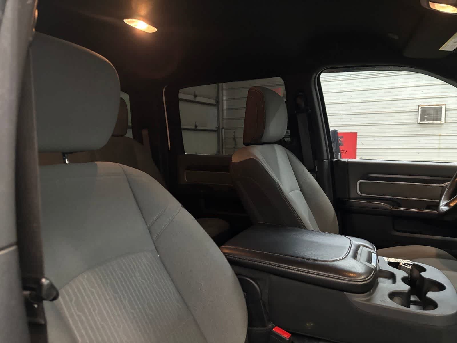 Used 2022 RAM 2500 Big Horn AWD/4WD image 24