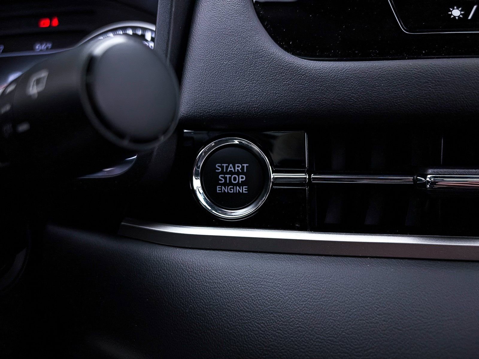 New 2026 Mitsubishi Outlander Trail Edition image 17