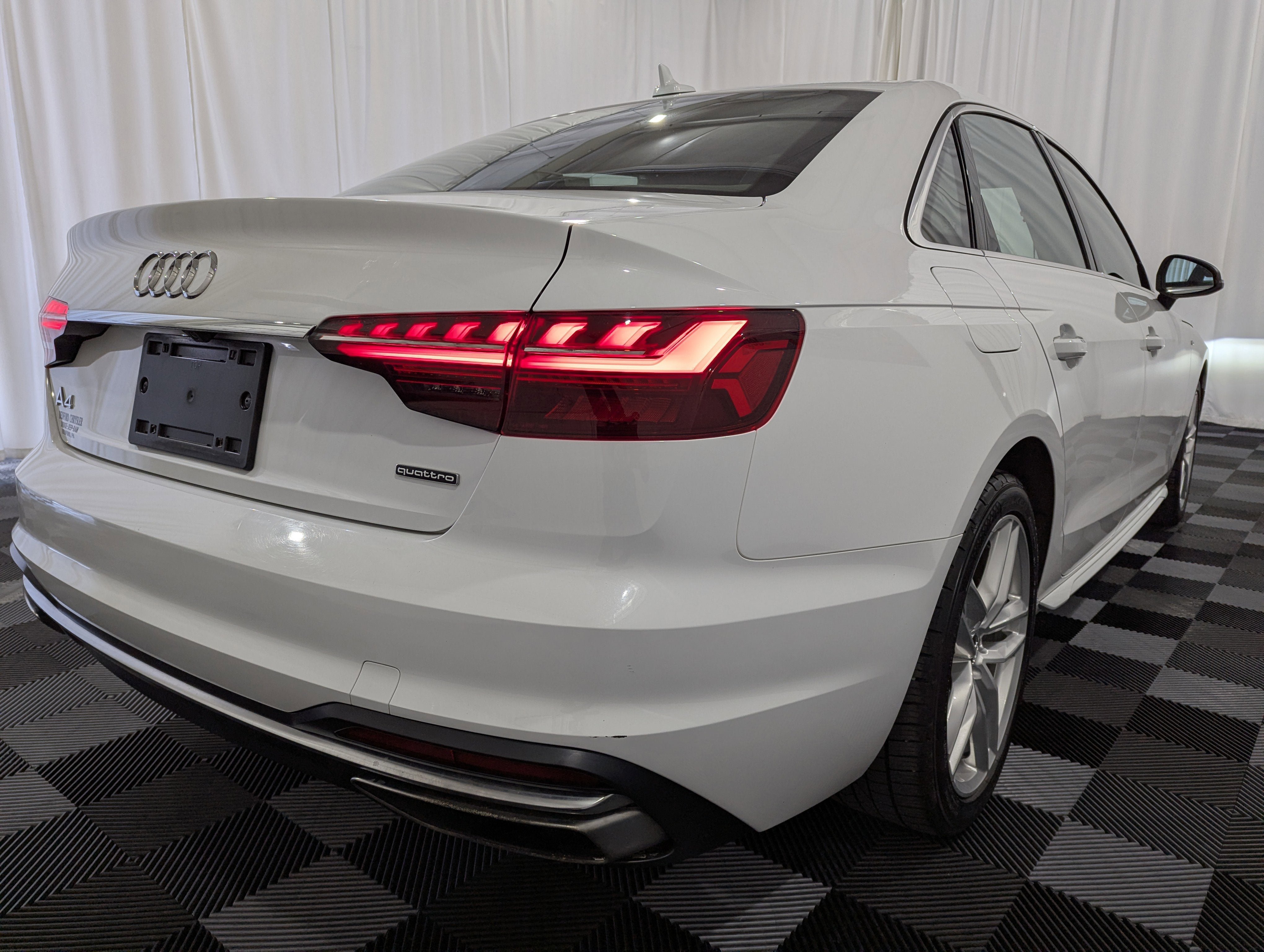 Used 2020 Audi A4 2.0T Premium w/ Convenience Package image 8