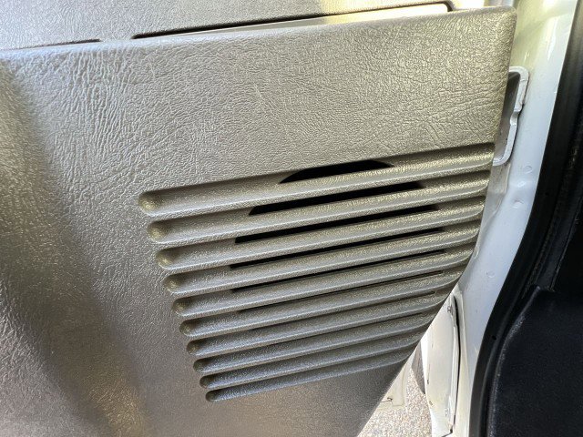 Used 2019 Chevrolet Express 3500 Extended w/ Power Convenience Package image 21