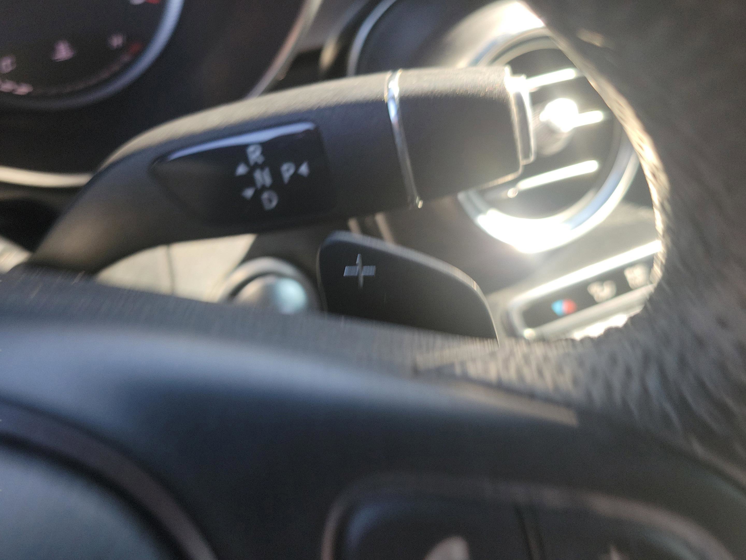 Used 2018 Mercedes-Benz GLC 300 image 27