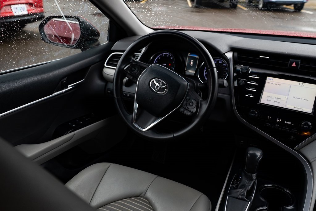 Used 2018 Toyota Camry SE image 8