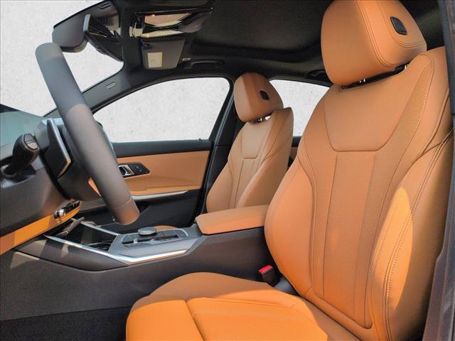 Used 2026 BMW 330i xDrive Sedan w/ Premium Package AWD/4WD image 4