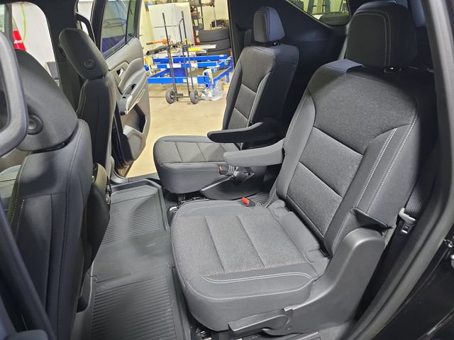 New 2026 Chevrolet Traverse LT w/ Driver Confidence Package AWD/4WD image 16