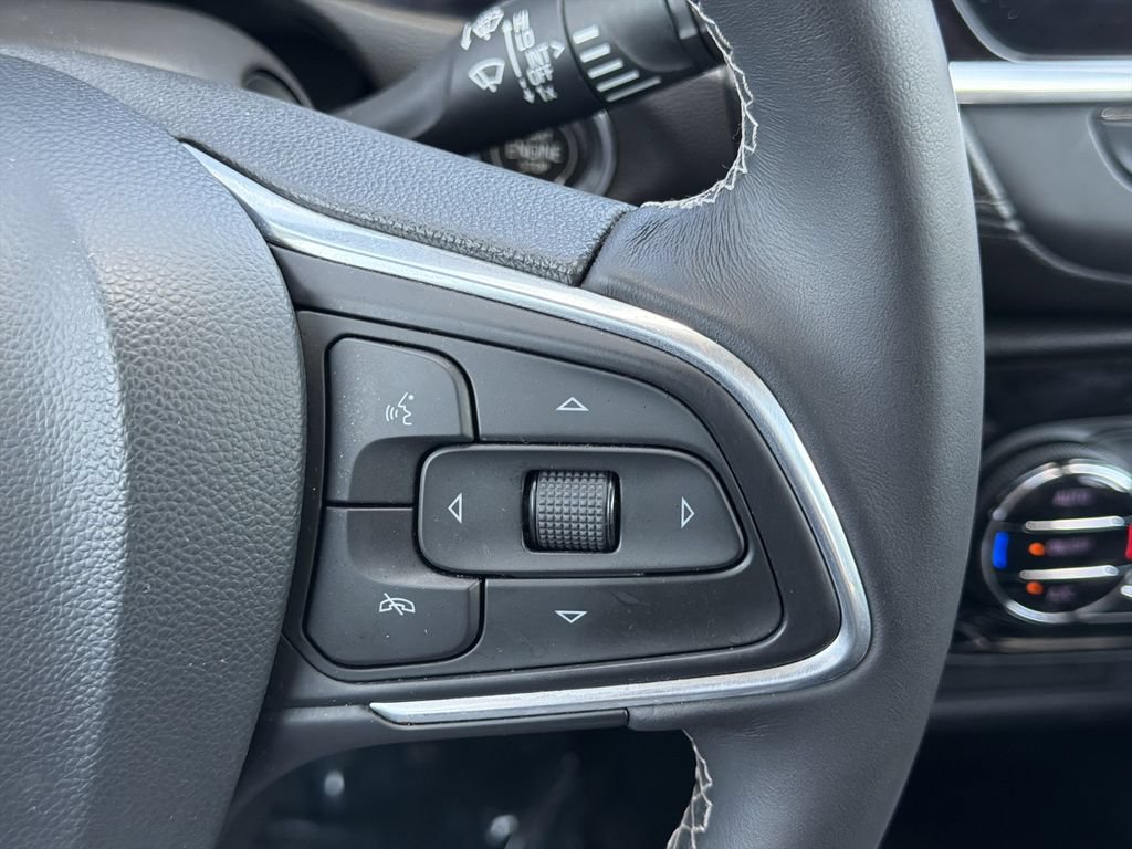 Used 2020 Buick Encore GX Select FWD image 22