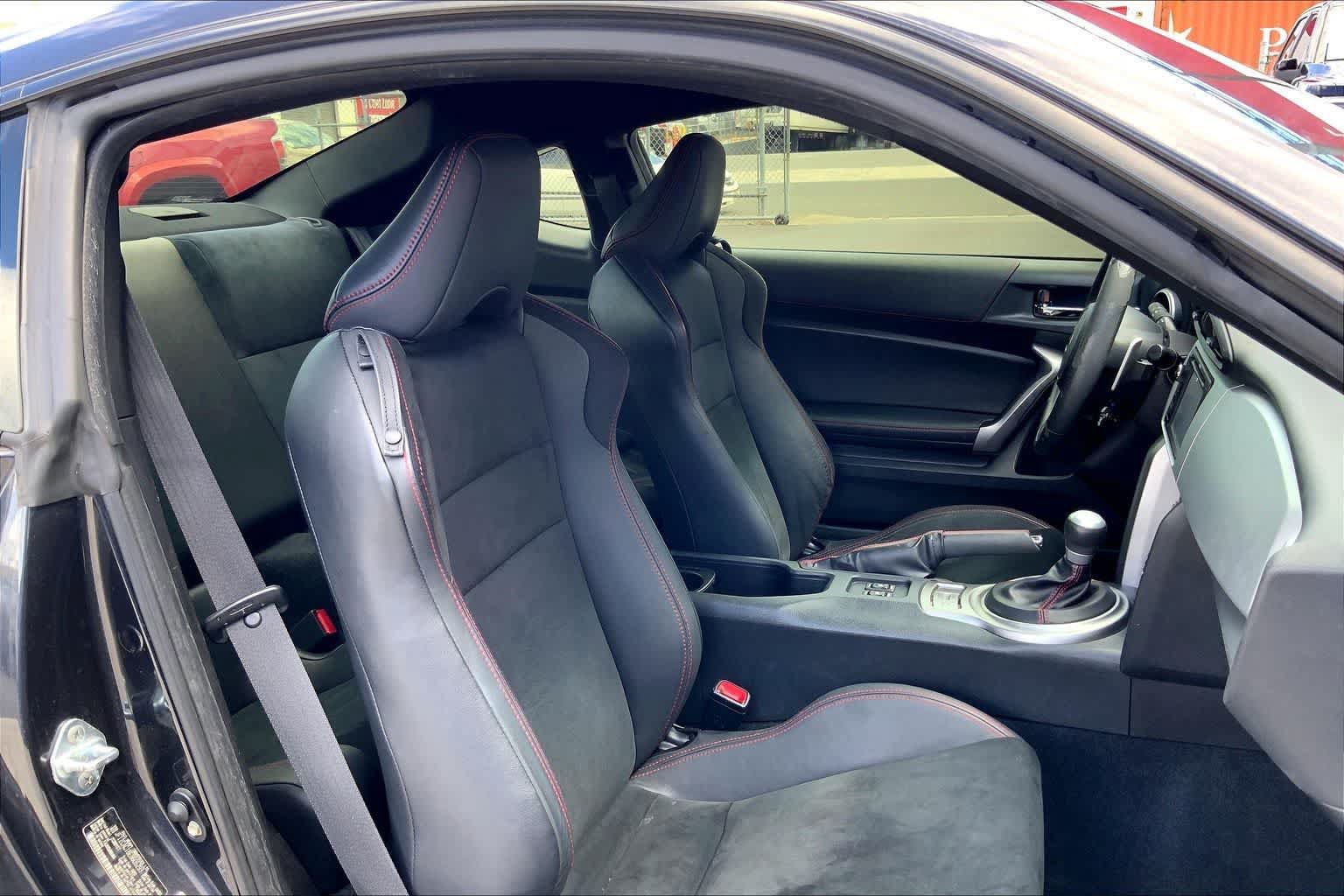 Used 2014 Subaru BRZ Limited RWD image 12