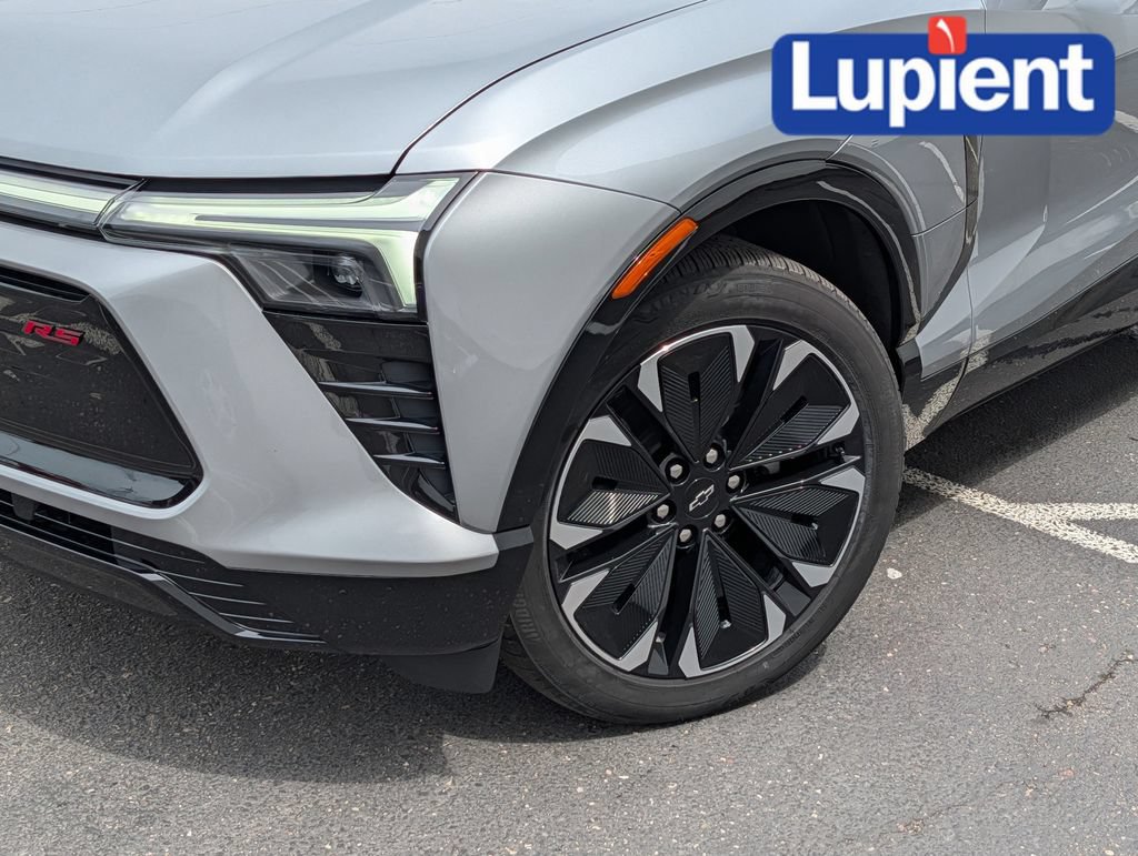Used 2025 Chevrolet Blazer EV RS AWD/4WD image 29