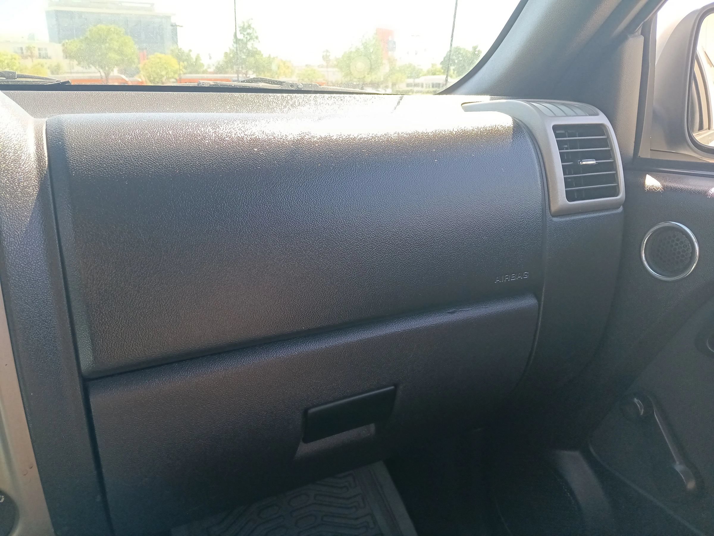 Used 2010 Chevrolet Colorado W/T AWD/4WD image 15