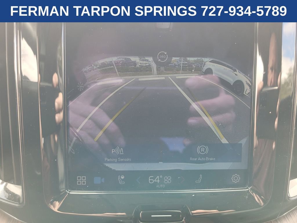 Certified 2023 Volvo XC60 B5 Ultimate w/ Climate Package image 26