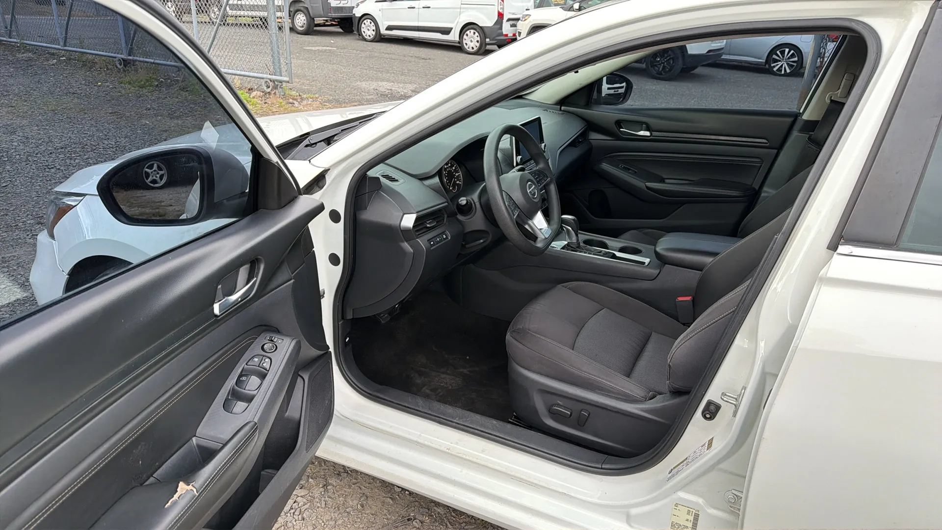 Used 2020 Nissan Altima 2.5 S FWD image 23