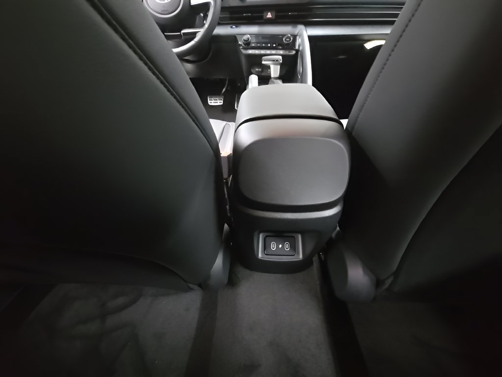 New 2026 Hyundai Elantra SEL Sport FWD image 28