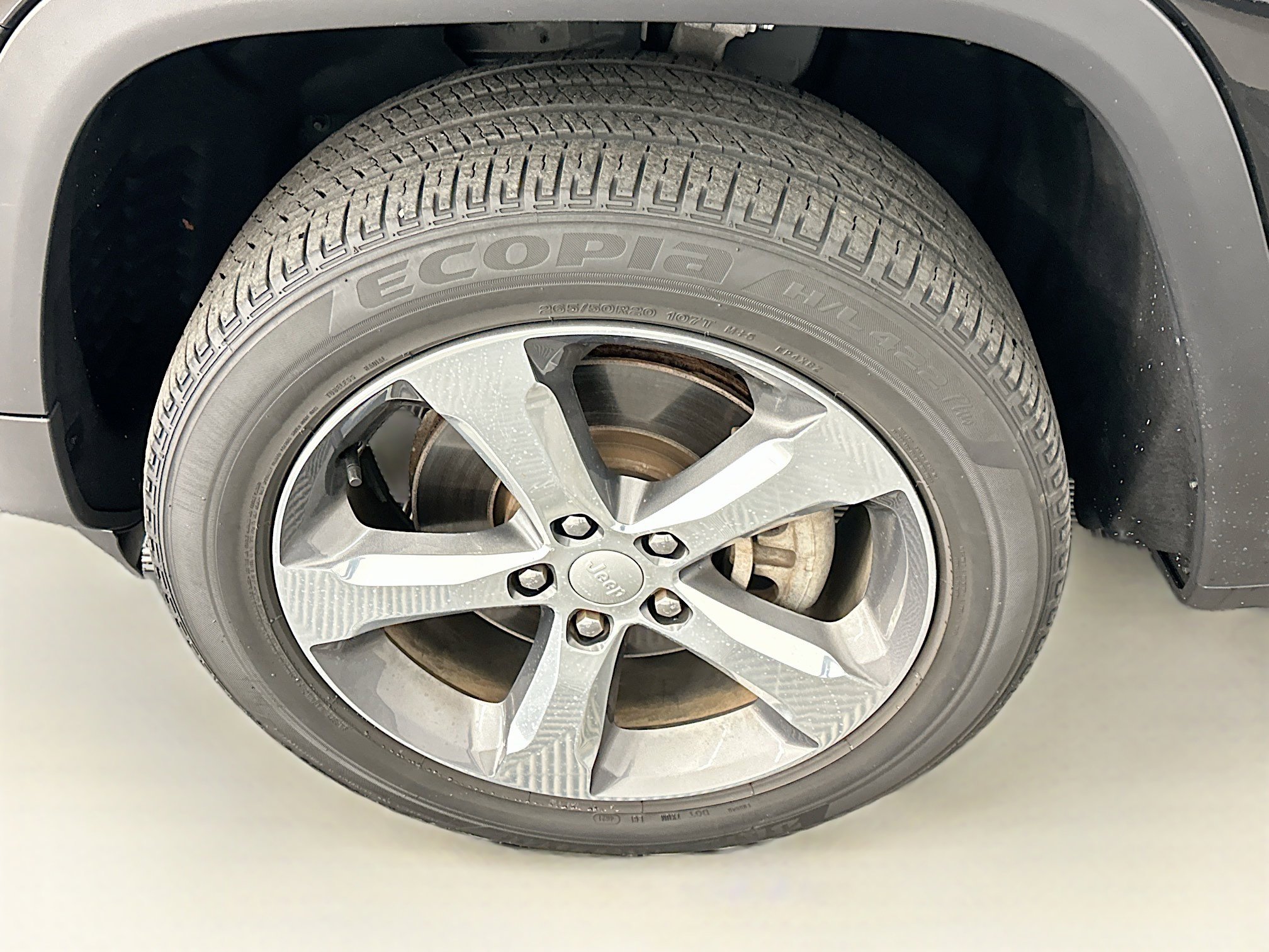 Used 2022 Jeep Grand Cherokee L Limited image 11