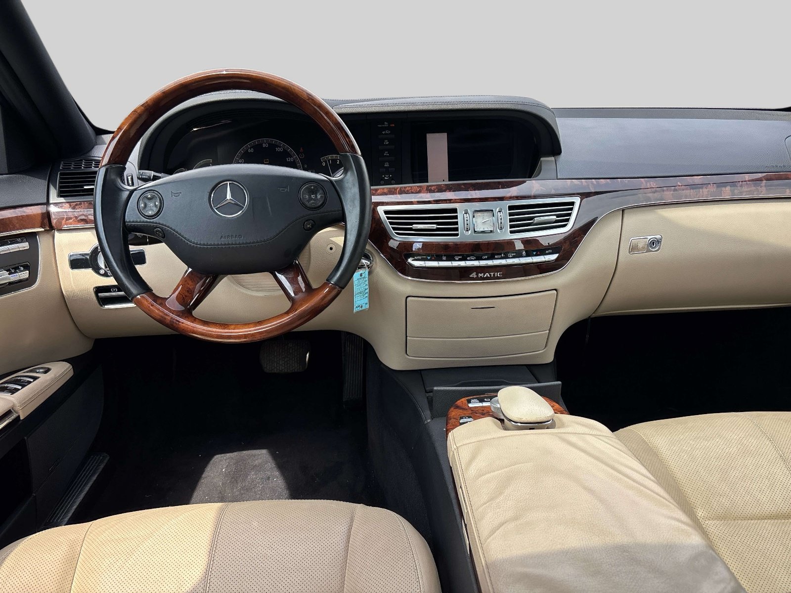 Used 2009 Mercedes-Benz S 550 4MATIC image 11