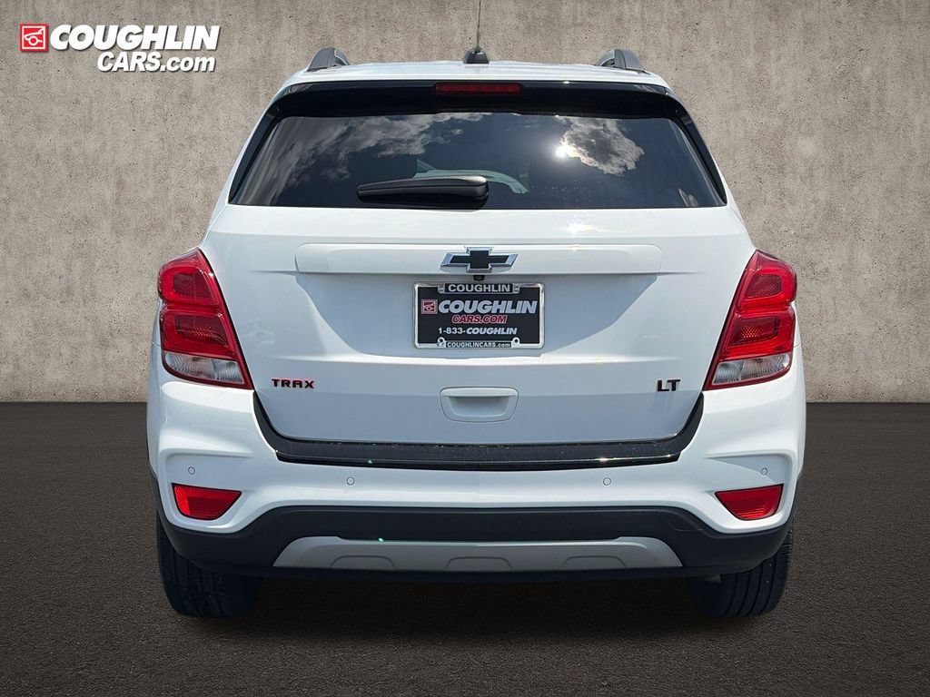 Used 2021 Chevrolet Trax LT w/ Redline Edition FWD image 7