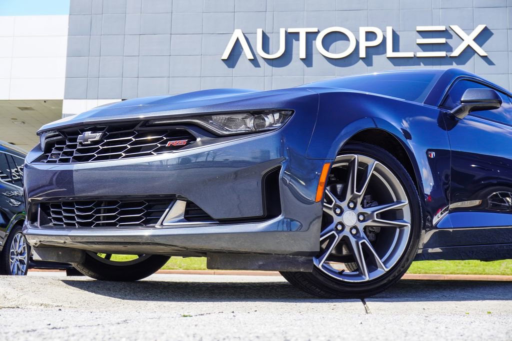 Used 2019 Chevrolet Camaro LT w/ RS Package image 2