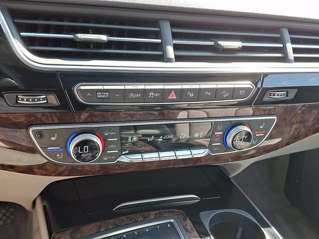 Used 2019 Audi Q7 3.0T Prestige w/ Prestige Package AWD/4WD image 17