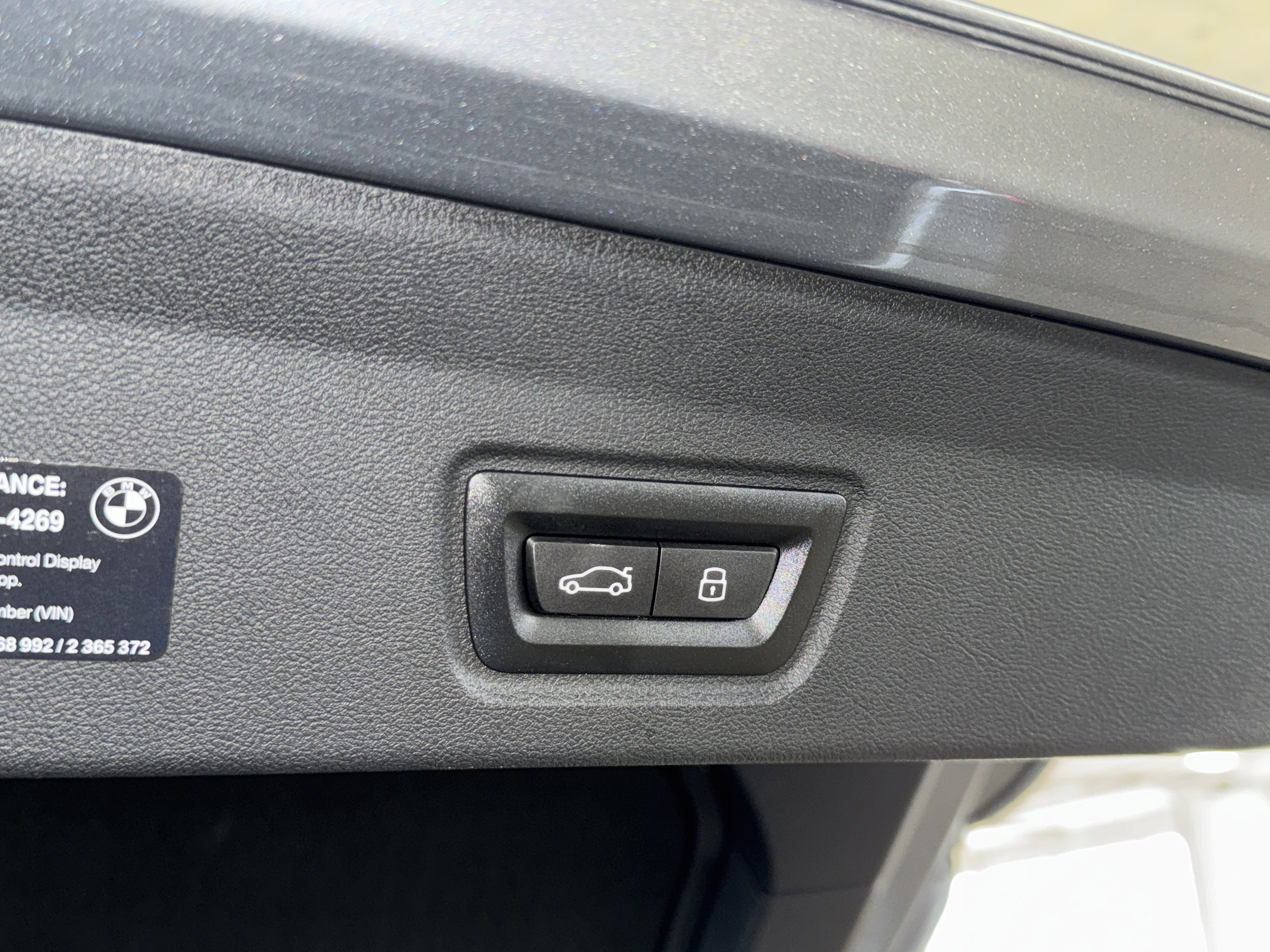 Used 2025 BMW i4 eDrive40 w/ Premium Package image 14