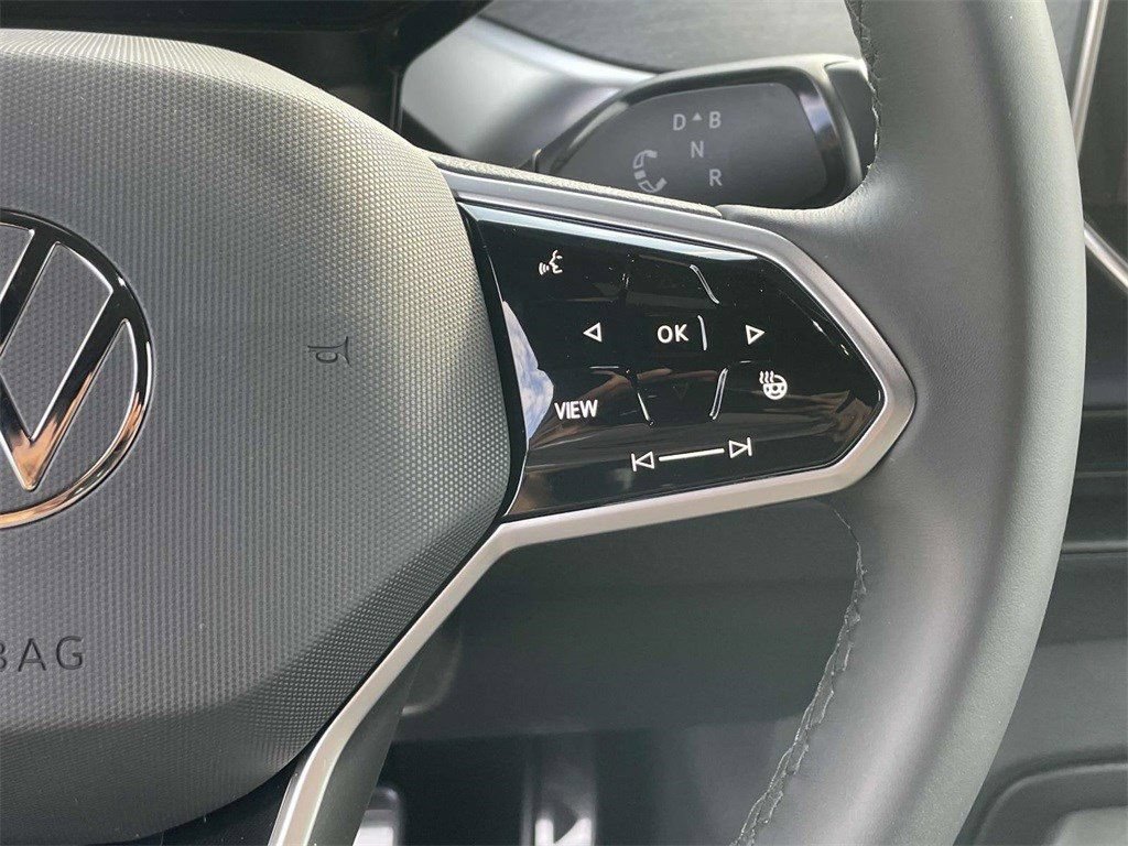 New 2025 Volkswagen ID. Buzz Pro S RWD image 22