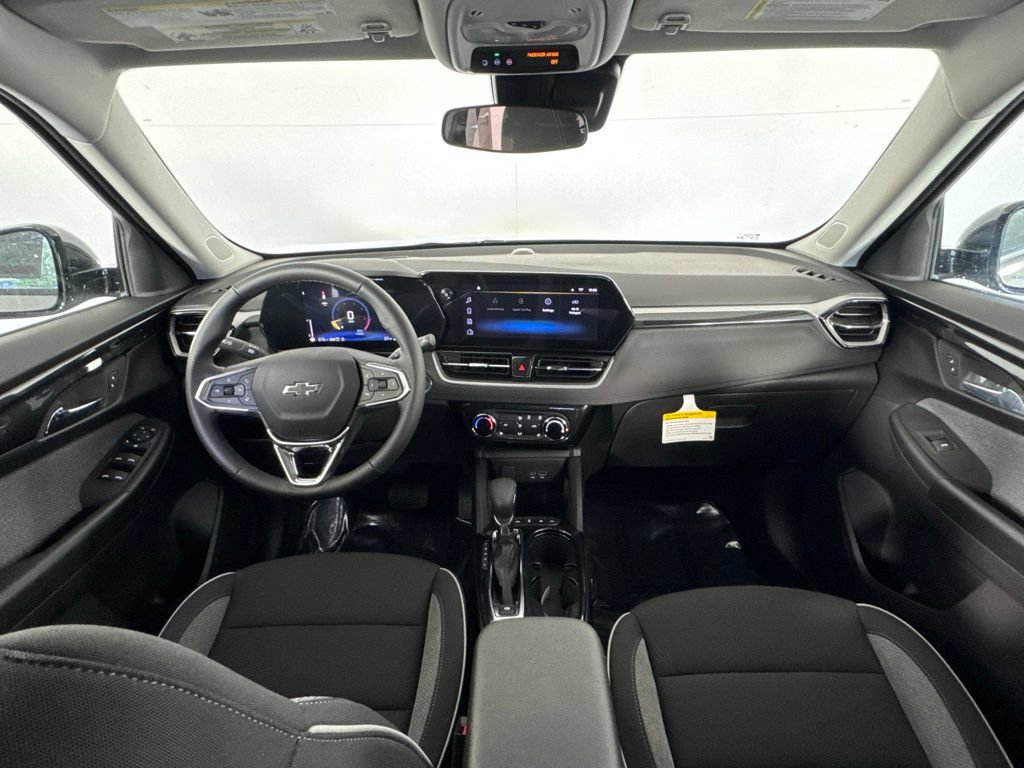 New 2026 Chevrolet TrailBlazer LT w/ Midnight Edition AWD/4WD image 28