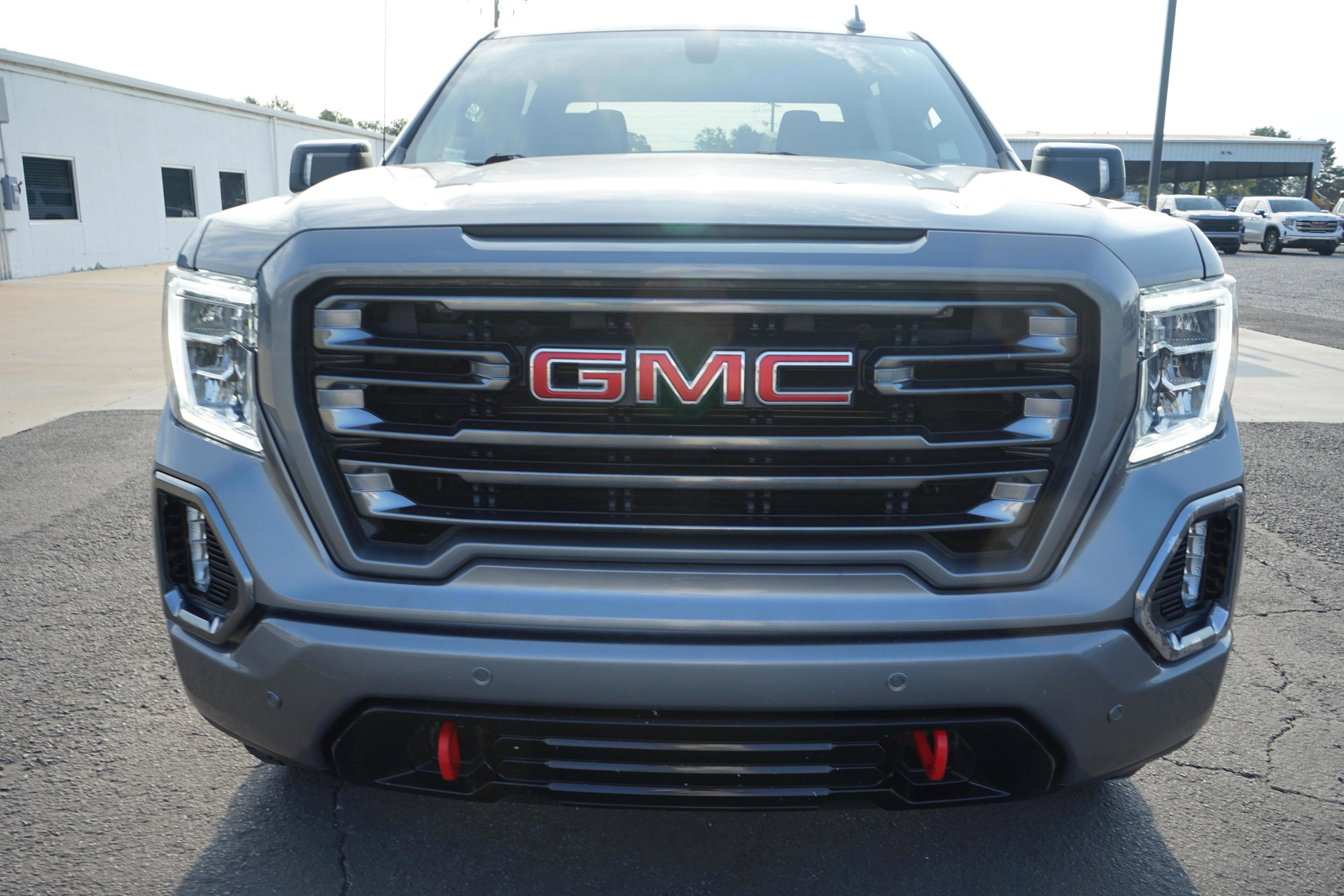 Used 2022 GMC Sierra 1500 AT4 w/ AT4 Premium Package image 8