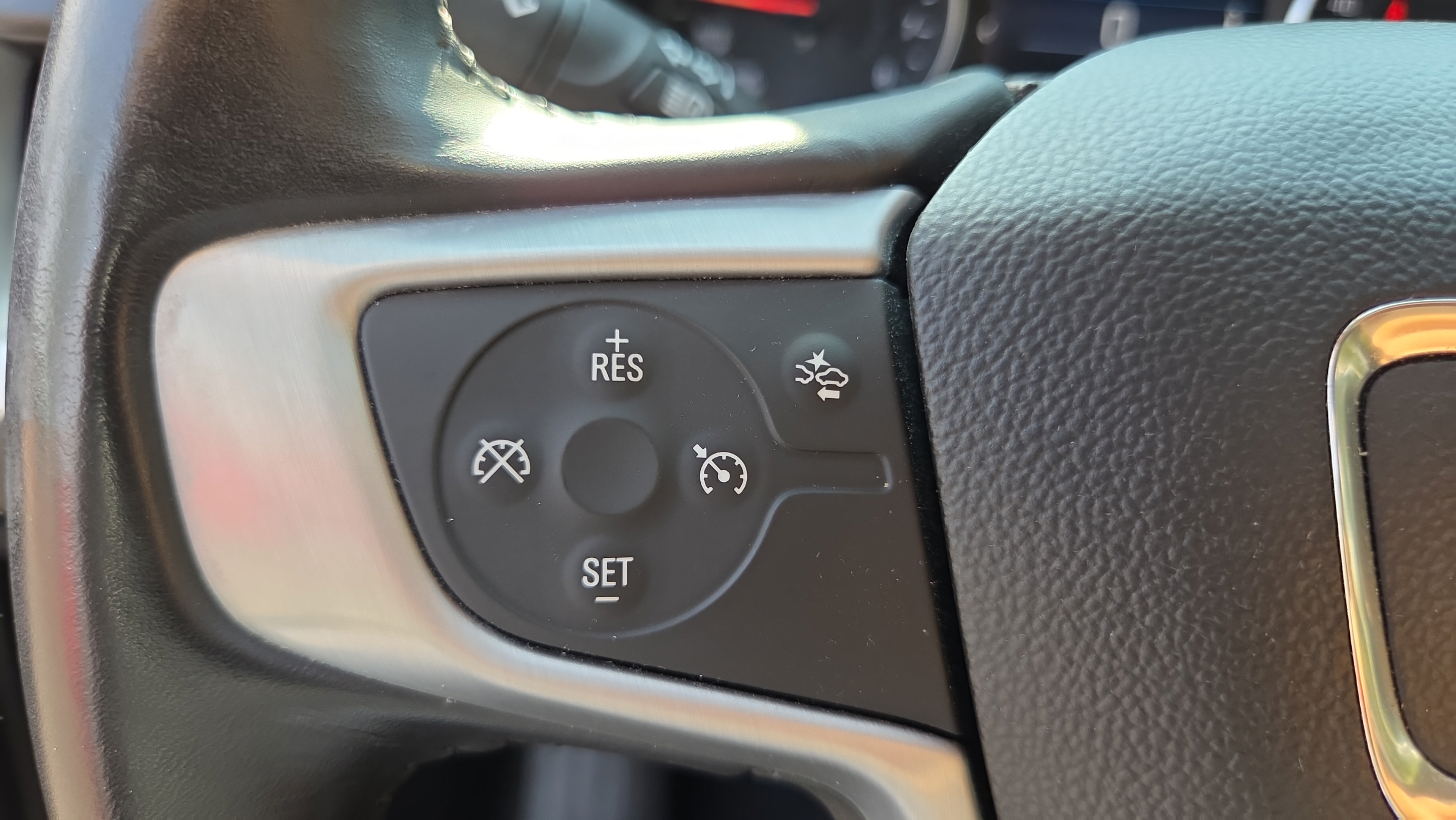 Certified 2020 GMC Terrain SLE FWD image 24