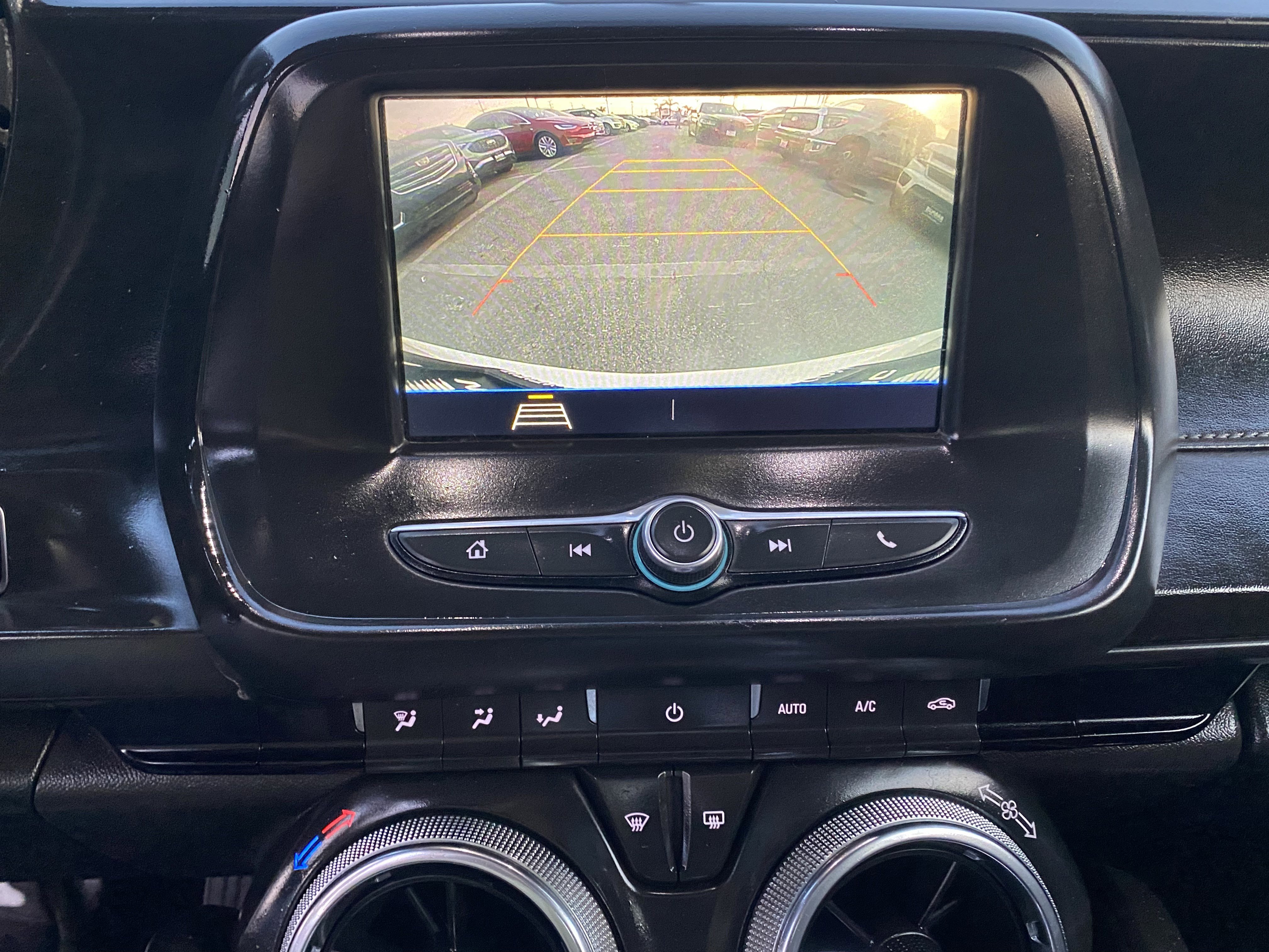 Used 2019 Chevrolet Camaro LT image 18