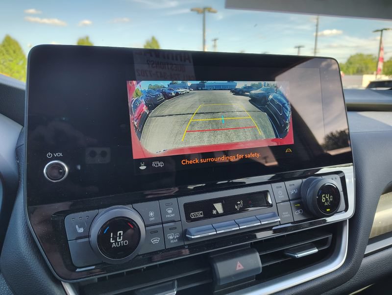 Used 2024 Toyota Grand Highlander AWD Hybrid image 14