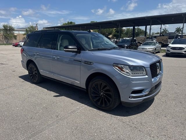 Used 2021 Lincoln Navigator Black Label w/ Special Edition Package AWD/4WD image 6
