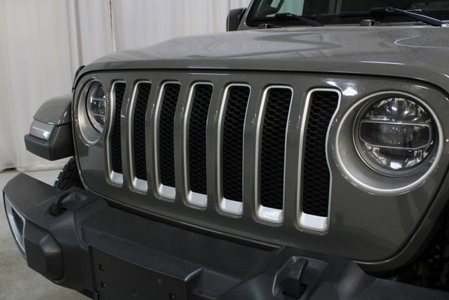 Used 2018 Jeep Wrangler Unlimited Sahara AWD/4WD image 28