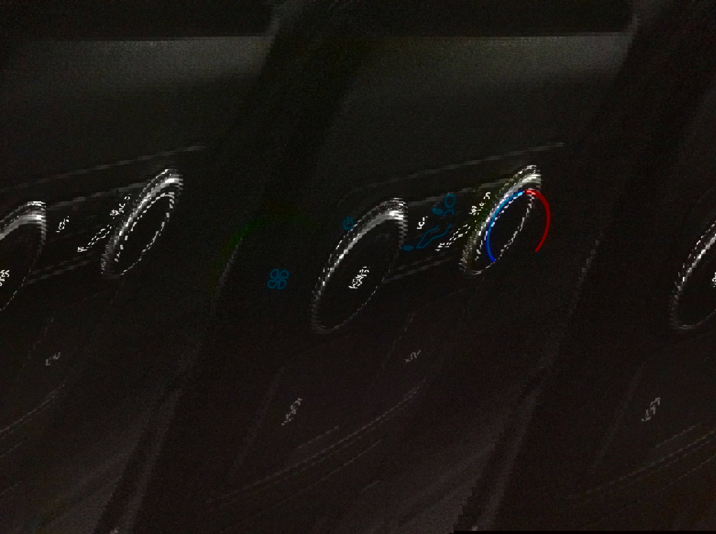 Used 2023 Ford Explorer XLT w/ Equipment Group 202A image 35