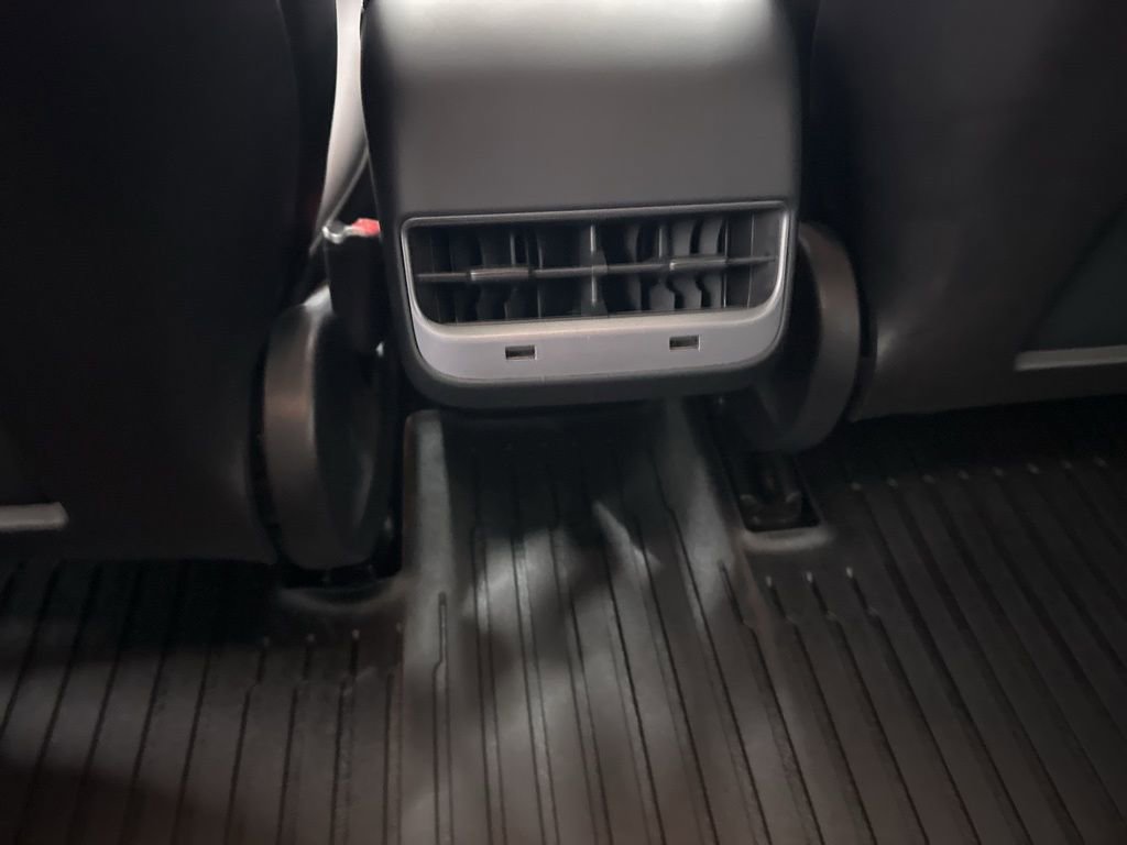 Used 2020 Tesla Model 3 Long Range image 19