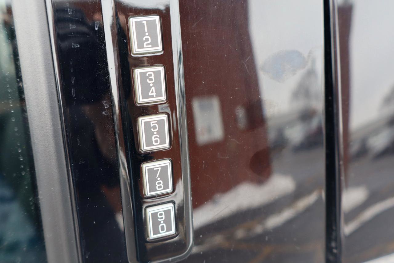 Used 2022 Ford F150 XLT w/ Equipment Group 301A Mid image 6