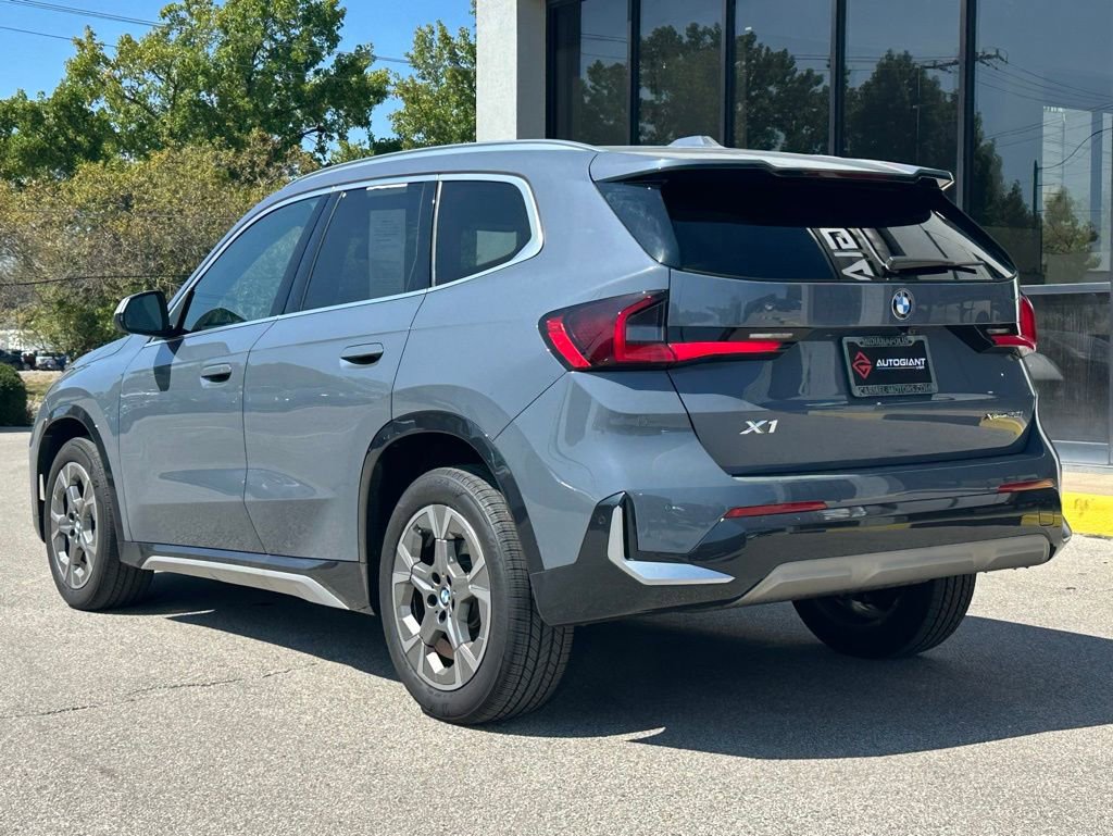Used 2023 BMW X1 xDrive28i w/ Premium Package image 7