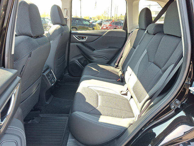 Certified 2024 Subaru Forester Premium AWD/4WD image 11